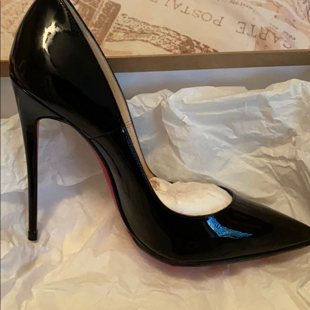 So Kate- 120 Black Christian Louboutin heels